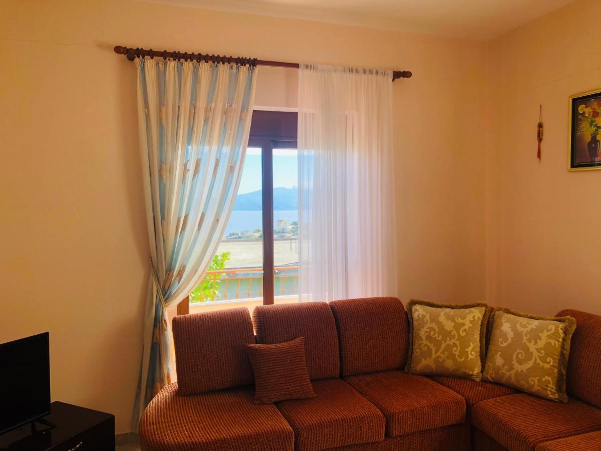 Comfort Guest Rooms Vila Hm Sarandë Exterior foto