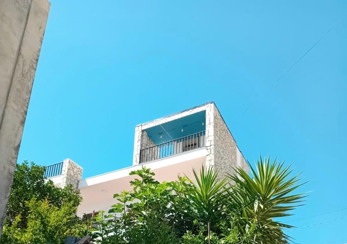 Comfort Guest Rooms Vila Hm Sarandë Exterior foto