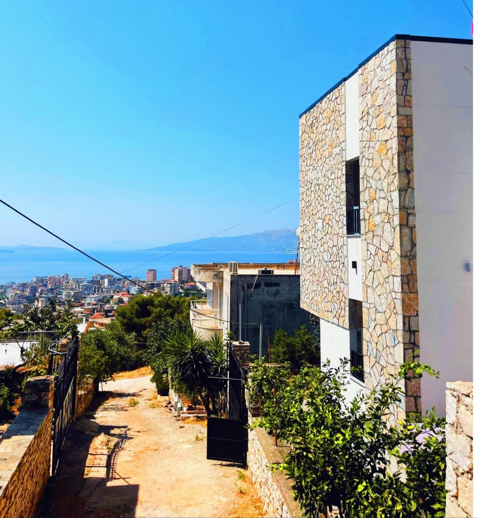 Comfort Guest Rooms Vila Hm Sarandë Exterior foto