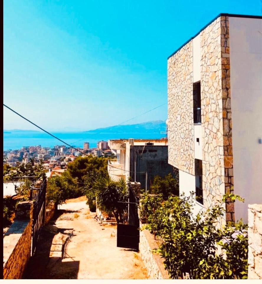 Comfort Guest Rooms Vila Hm Sarandë Exterior foto