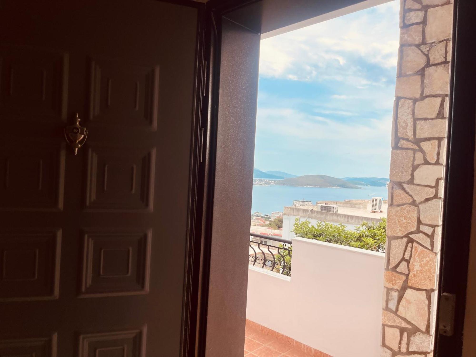 Comfort Guest Rooms Vila Hm Sarandë Exterior foto