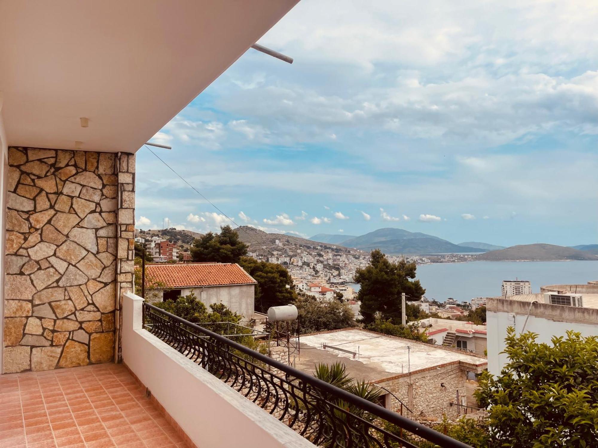 Comfort Guest Rooms Vila Hm Sarandë Exterior foto