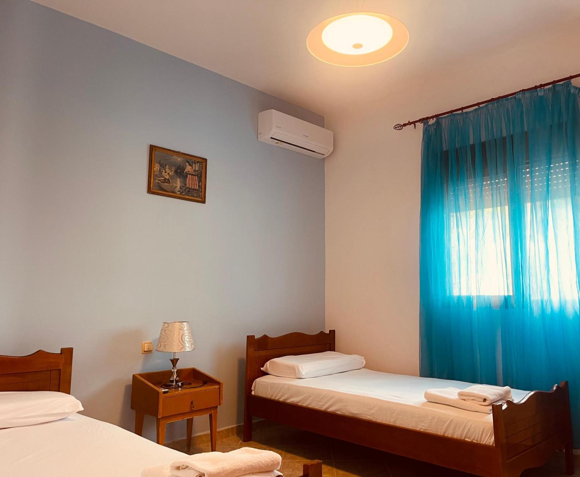 Comfort Guest Rooms Vila Hm Sarandë Exterior foto